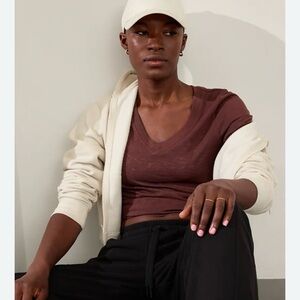 Athleta Breezy Scoop V-Neck Tee